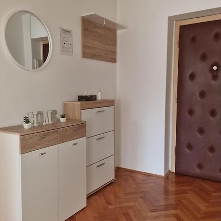 Apartment Stipe สปลิท ภายนอก รูปภาพ
